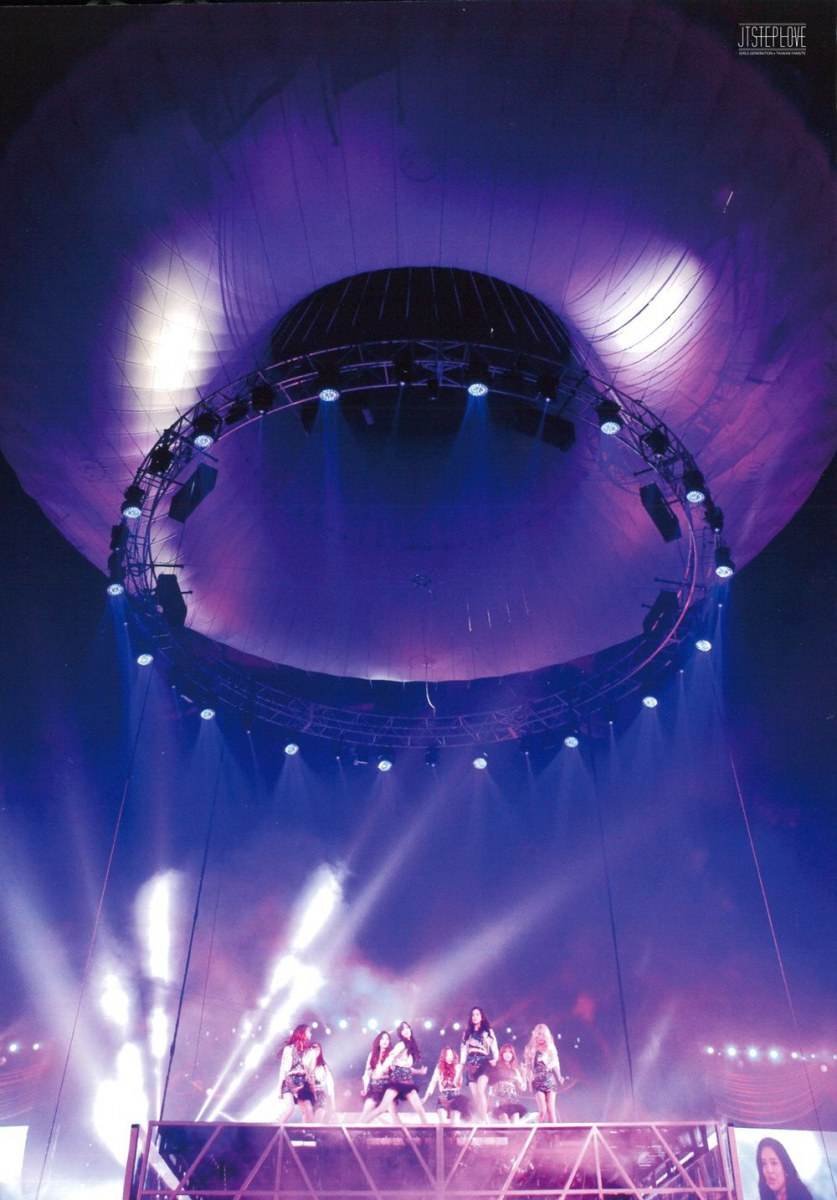 Girls' Generation The Best Live at Tokyo Dome scan