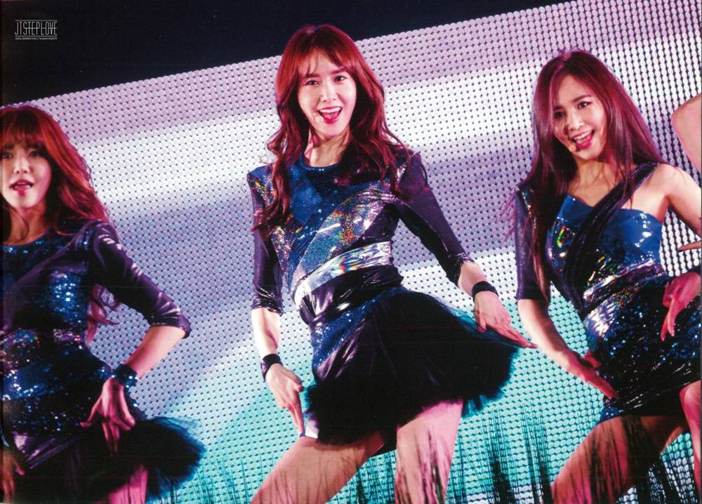Girls' Generation The Best Live at Tokyo Dome scan