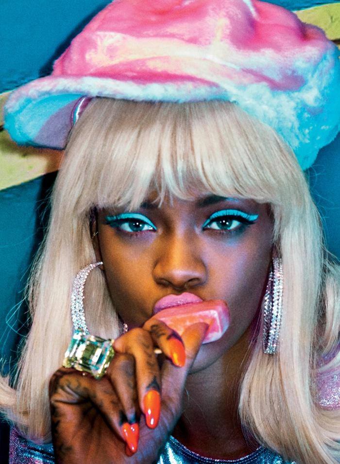 Rihanna @ V Magazine #95 Summer 2015
