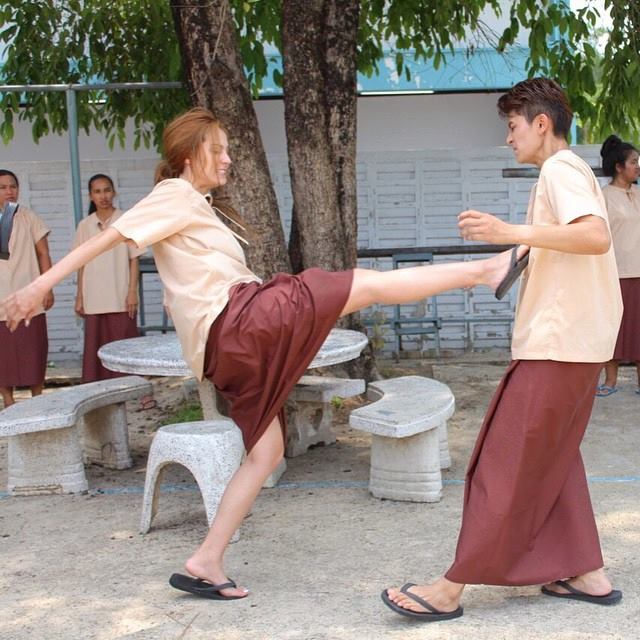 เเรงไม่หยุดกับละครกระเเสเเรงเเห่งปี "ไม่สิ้นไร้ไฟสวาท" ชิดชบาผู้น่าสงสาร โดนทั้งยึดบ้าน ต้องเป็นนางบำเรอ ต้องมาติดคุกอีก!!