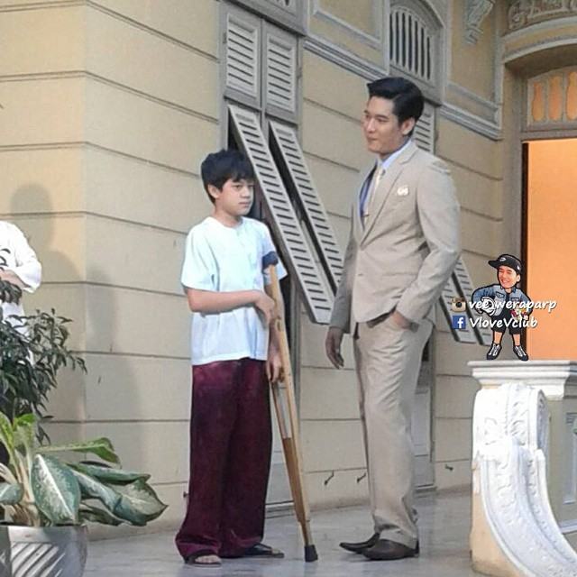 อัพเดทเบื้องหลังละครรีเมคฟอร์มยักษ์ "บ้านทรายทอง" วี วีรภาพ และ มิน พีชญา!!