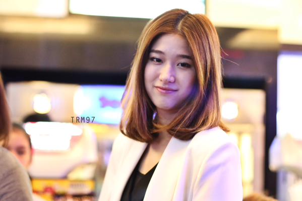 รวมรูป สุดน่ารัก!! ของสาวๆ FFK จากงานแถลงข่าง สี่เส้า LoveIs