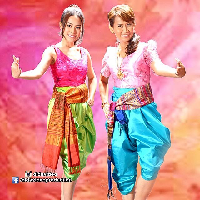 เตรียมพบกับละครดราม่าครบรสสุดเข้มข้น "เพลงรักเพลงลำ" เเนวอนุรักษ์เอกลักษณ์ประเพณีวัฒนธรรมไทย โดยบทประพันธ์นันนทา วีระชน!!
