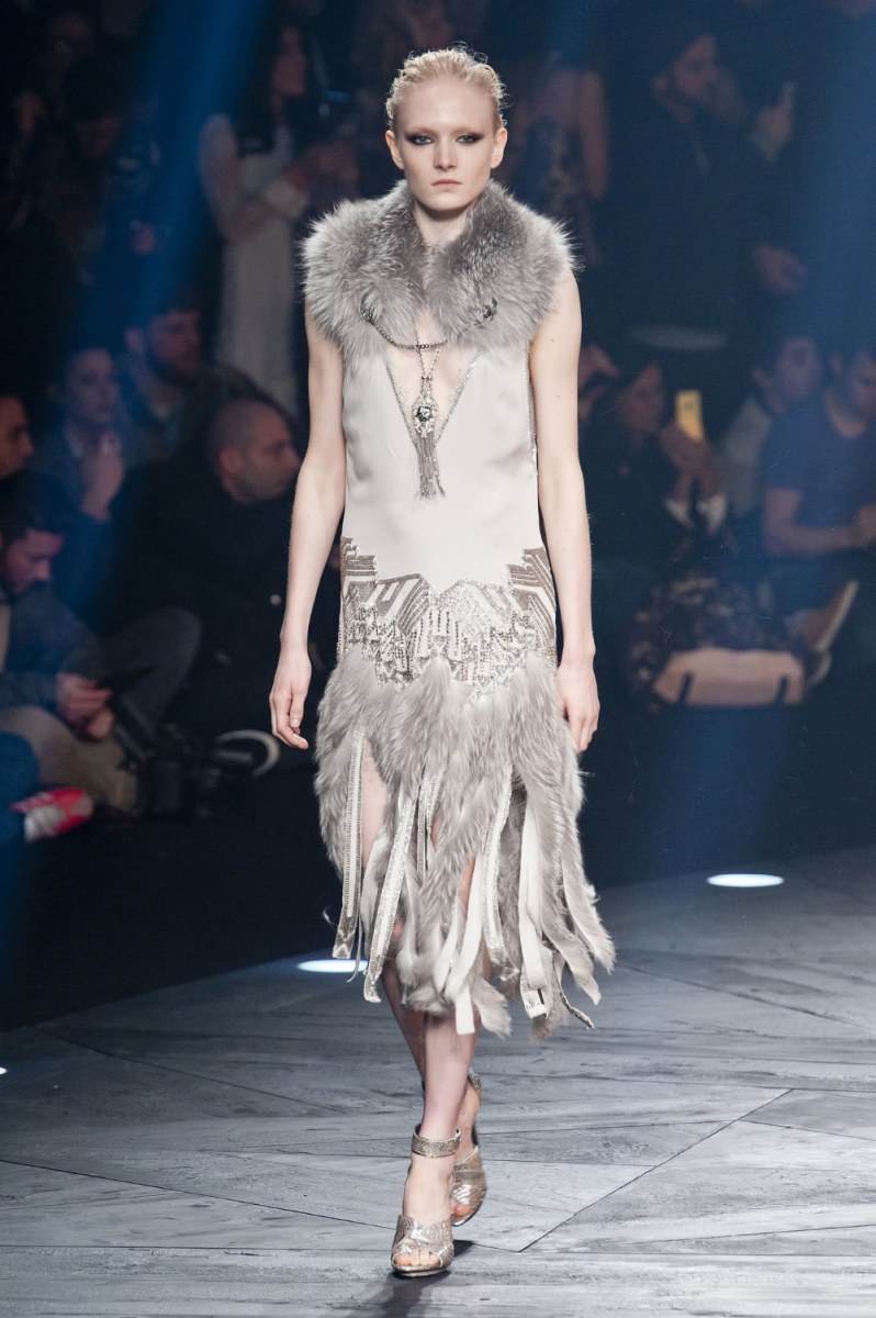 Fashion icon เมืองไทย "ชมพู่ อารยา " กับชุดสุดหรูแบรนด์ดังระดับโลก Roberto Cavalli fall 2014