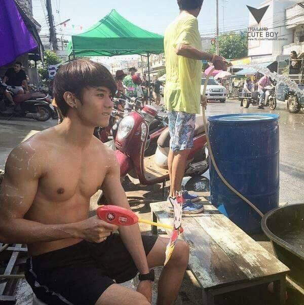 เชิญชิมผลไม้ค่ะ