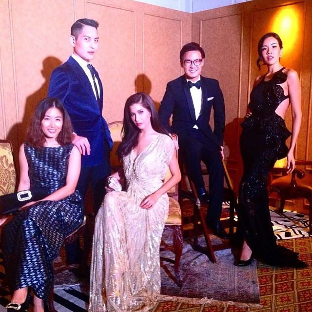 ปู-ไปรยา ในชุดจากแบรนด์ Jenny Packham ขณะไปร่วมงาน VOGUE Thailand Gala