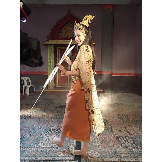 เผยหน้าจริงของแก้วหน้าม้า แล้วจะไม่อยากเชื่อ ว่าขนาดนี้เลยหรอ!! กระเเสมาเเรงทั่วโซเชียลละครพื้นบ้านช่อง 7 สุดฮอต!!