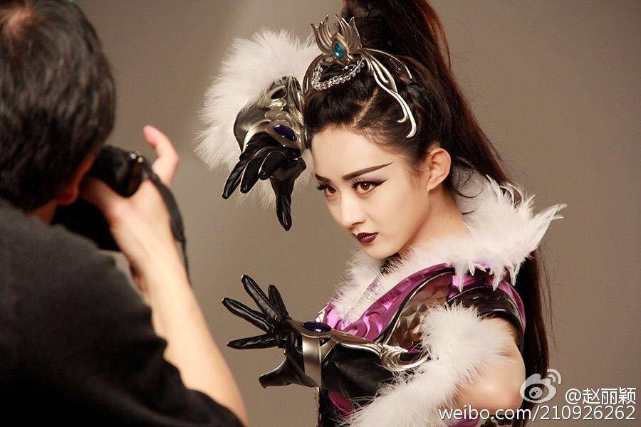 จ้าวลี่อิง ถ่ายแบบ 花千骨手游