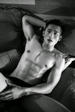 ถอดโชว์เรือนร่าง 802