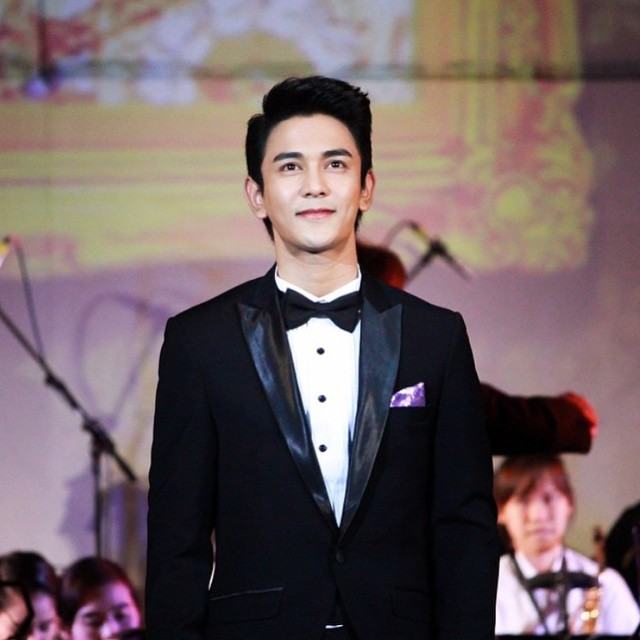 มาเเล้ว!! 9 รายชื่อคนสุดท้าย ผู้ผ่านเข้ารอบ ขวัญใจมหาชน Nine Entertain Awards 2015!! ใครติดบ้าง ใครเหมาะสมบ้างมาชมกัน!!