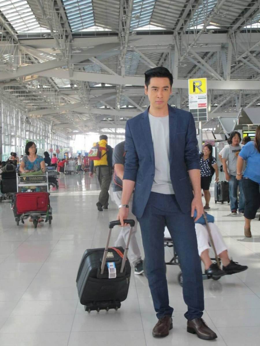 สนามบินแตก..ออย ธนา หล่อลากไส้ !!