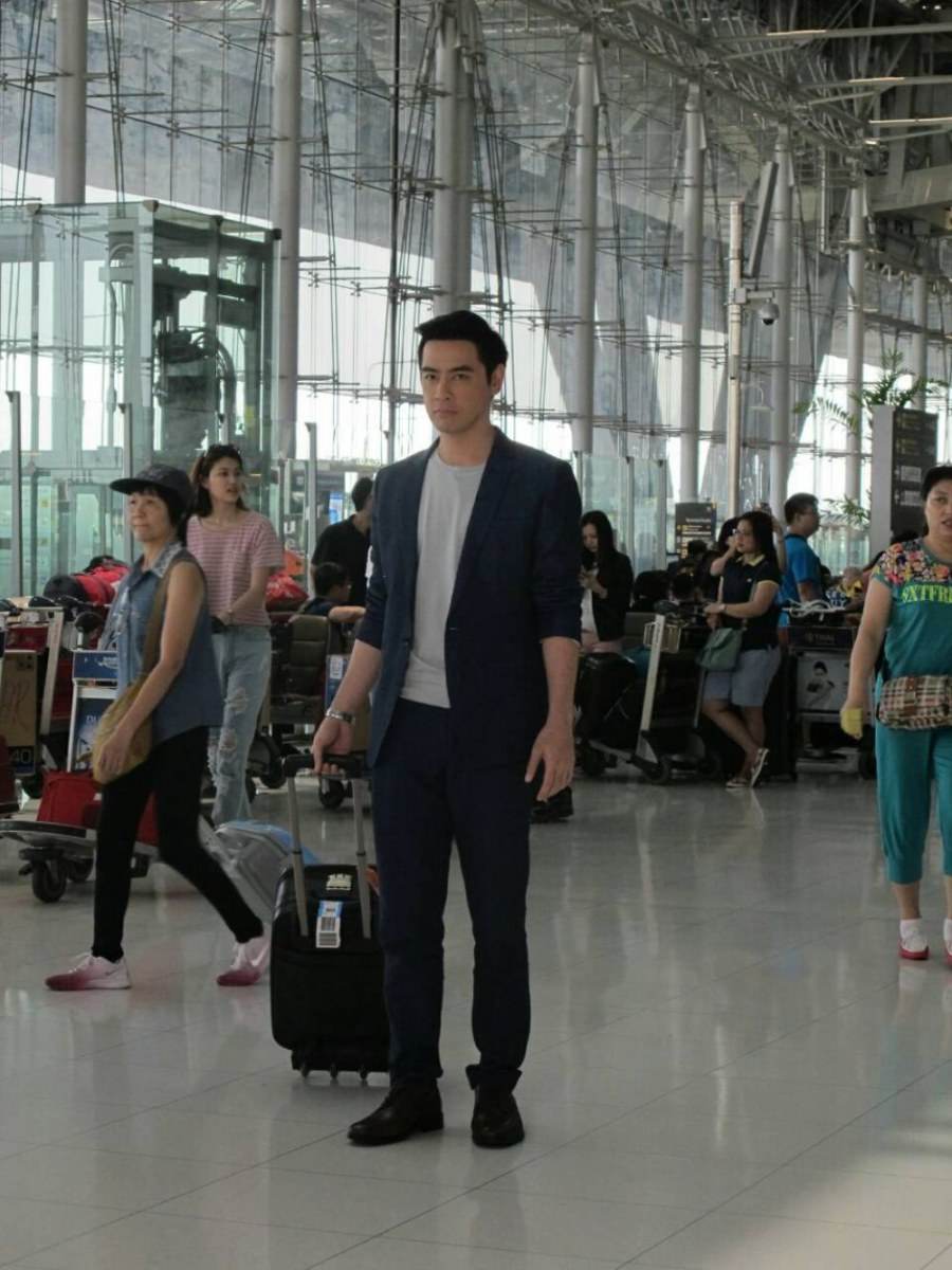 สนามบินแตก..ออย ธนา หล่อลากไส้ !!