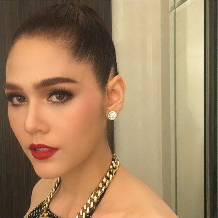 ชมพู่-อารยา ในชุดจากแบรนด์ Roberto Cavalli ภายในงาน L'Or&eacute;al Paris 'It's My Cannes Press Conference'