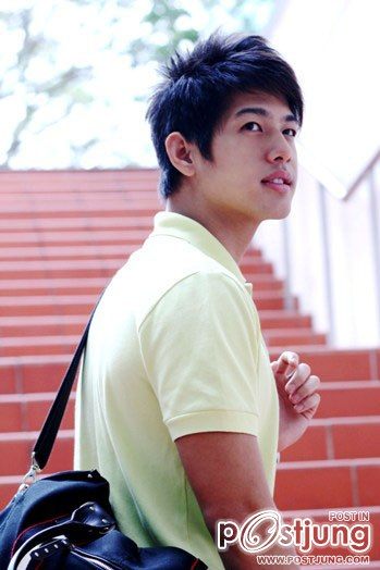 นายแบบคนนี้ หล่อดีเน่อะ ?