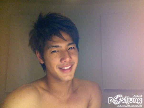 นายแบบคนนี้ หล่อดีเน่อะ ?