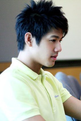 นายแบบคนนี้ หล่อดีเน่อะ ?
