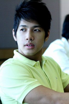 นายแบบคนนี้ หล่อดีเน่อะ ?