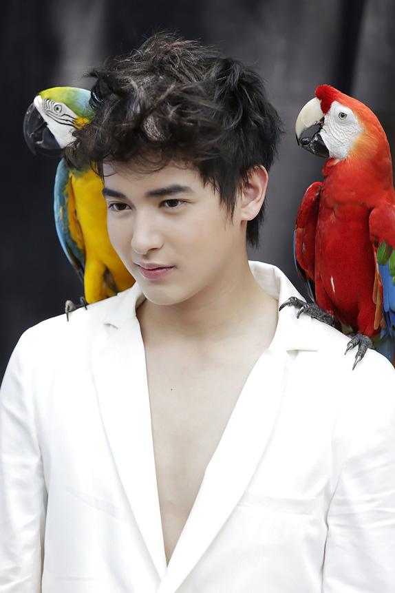 เจมส์จิ ลิงน้อยน่ารัก !!