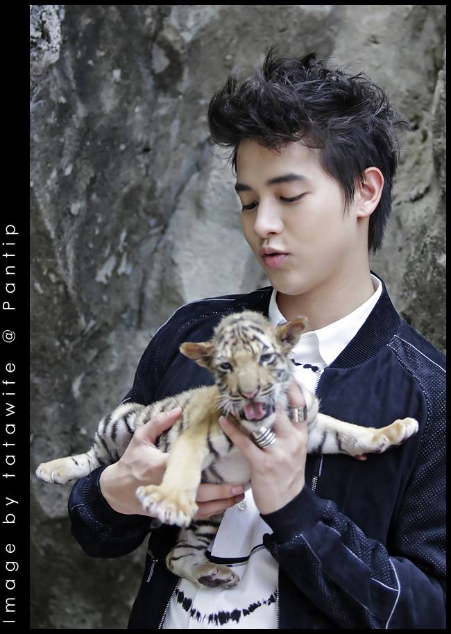 เจมส์จิ ลิงน้อยน่ารัก !!