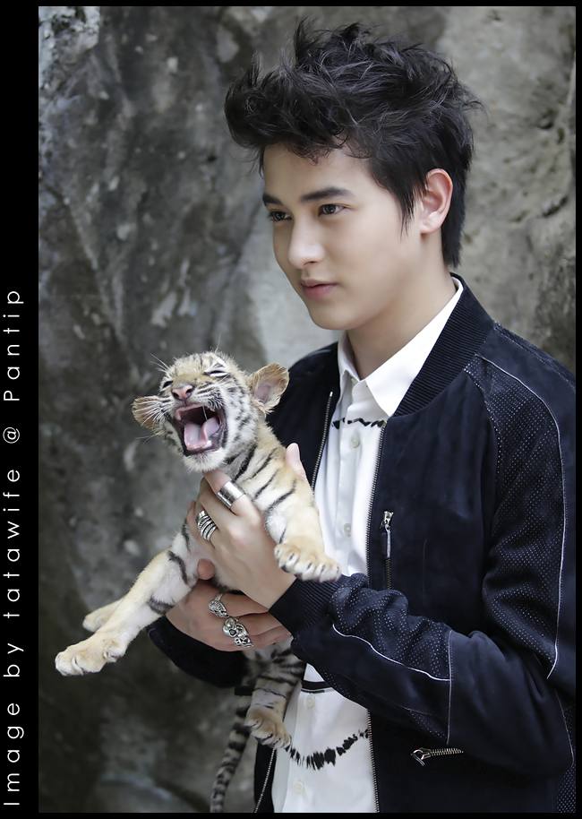 เจมส์จิ ลิงน้อยน่ารัก !!