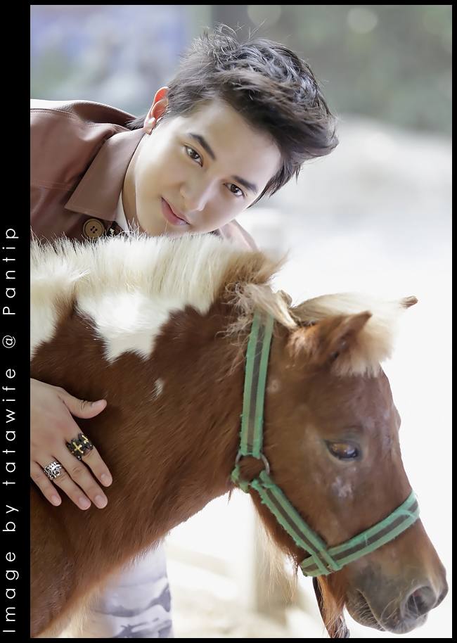 เจมส์จิ ลิงน้อยน่ารัก !!