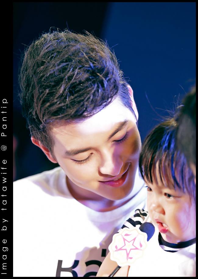 เจมส์จิ ลิงน้อยน่ารัก !!