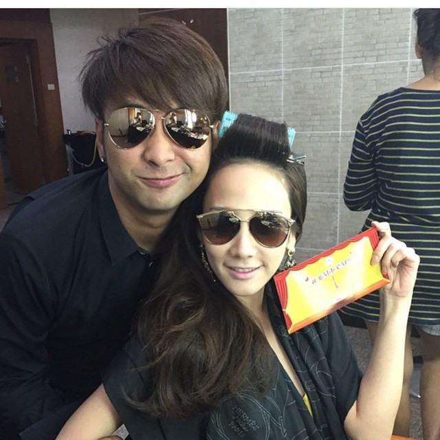 ซุปตาร์สาว "อั้ม พัชราภา" กับแก๊งค์เพื่อนสาว!!