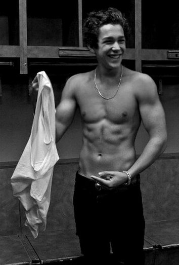 Austin Mahone หล่อน่ากินกว่าเด็กนรก JBB เลยค่ะ