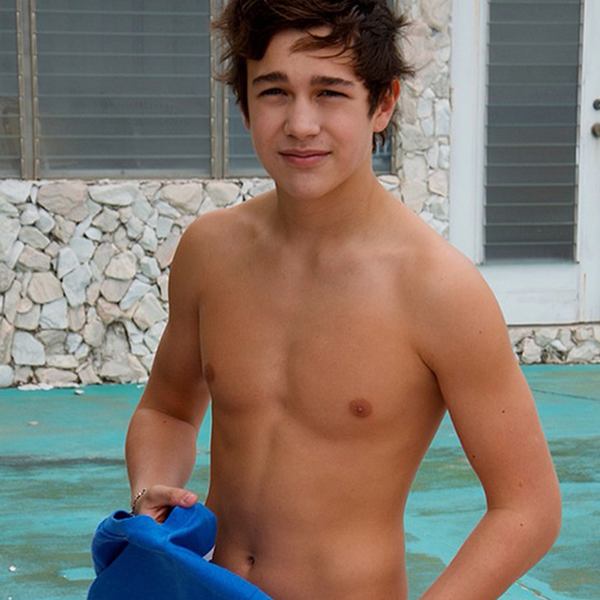 Austin Mahone หล่อน่ากินกว่าเด็กนรก JBB เลยค่ะ