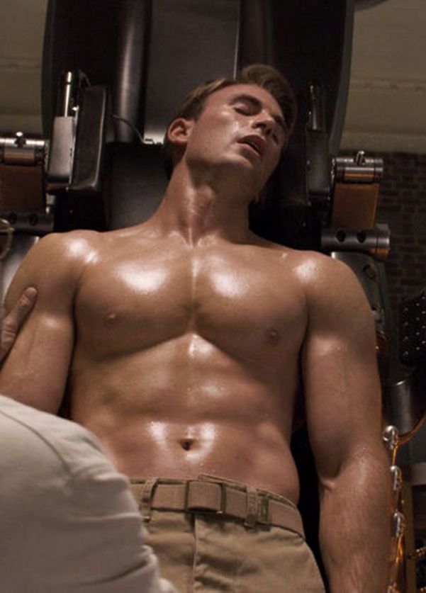 Chris Evans ฮีโร่หนุ่มที่เซ็กซี่ที่สุดแห่งทศวรรษนี้