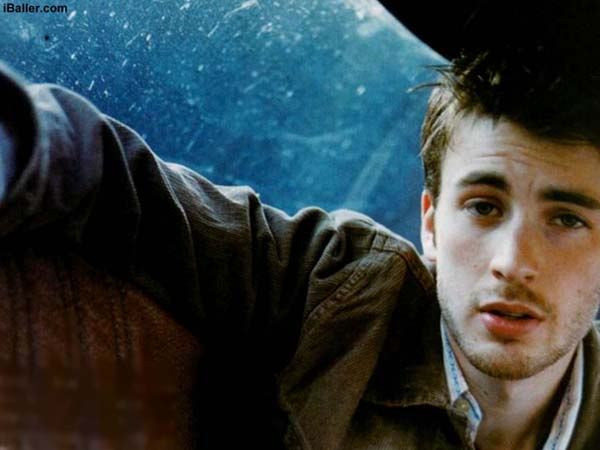 Chris Evans ฮีโร่หนุ่มที่เซ็กซี่ที่สุดแห่งทศวรรษนี้