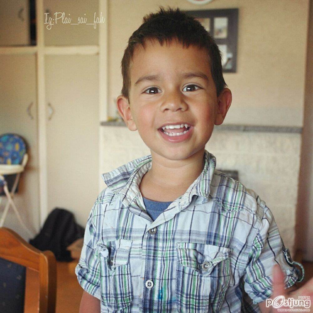 หนุ่มน้อย ลูกครึ่ง ไทย-นิวซีแลนด์ &เวลส์