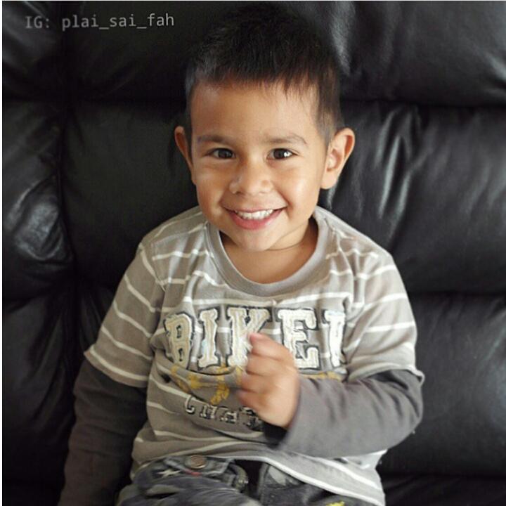 หนุ่มน้อย ลูกครึ่ง ไทย-นิวซีแลนด์ &เวลส์