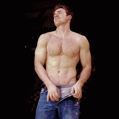 Chris Evans vs Chris Hemsworth /sexy hansome Avenger