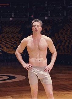 Chris Evans vs Chris Hemsworth /sexy hansome Avenger