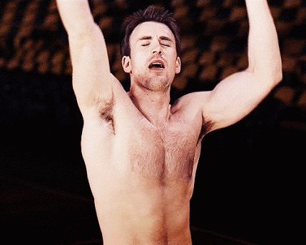 Chris Evans vs Chris Hemsworth /sexy hansome Avenger