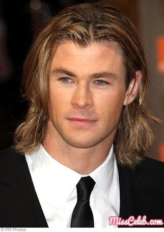 Chris Evans vs Chris Hemsworth /sexy hansome Avenger