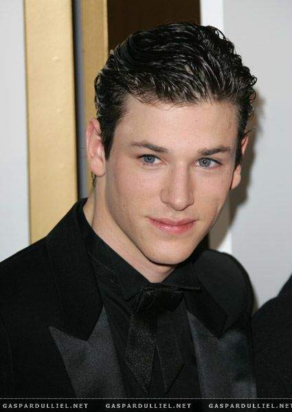 Gaspard Ulliel แถวนี้มีขายมั้ยค่ะ ? อยากซื้อ