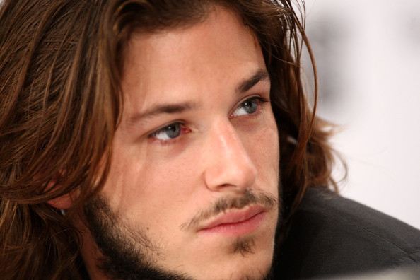 Gaspard Ulliel แถวนี้มีขายมั้ยค่ะ ? อยากซื้อ