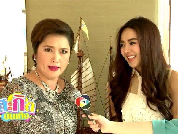 คุณนาย เถาว์เครือ  เตรียมตัดชุดสวยๆเดินพาเหรดเข้ารับรางวัลปีนี้เลยจ้า. ถ้าไม่ได้รางวัลมีตบนะคะ #ทีมเถาว์เครือ