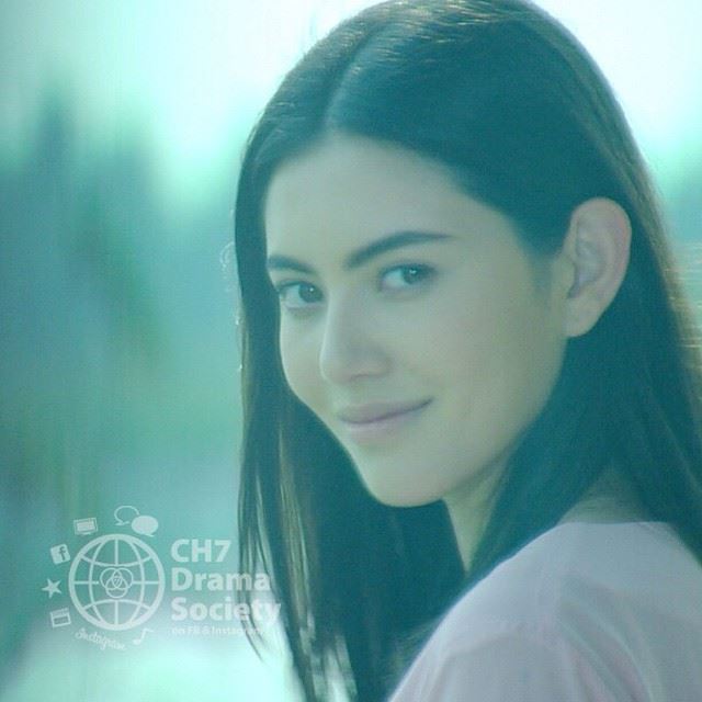 กรี๊ดด!! เกิดเหตุหญิงสาวตกตึกดับอนาถ ไม่ทราบสาเหตุ