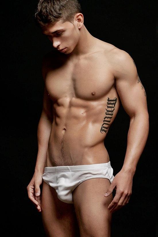 Apollo men 18