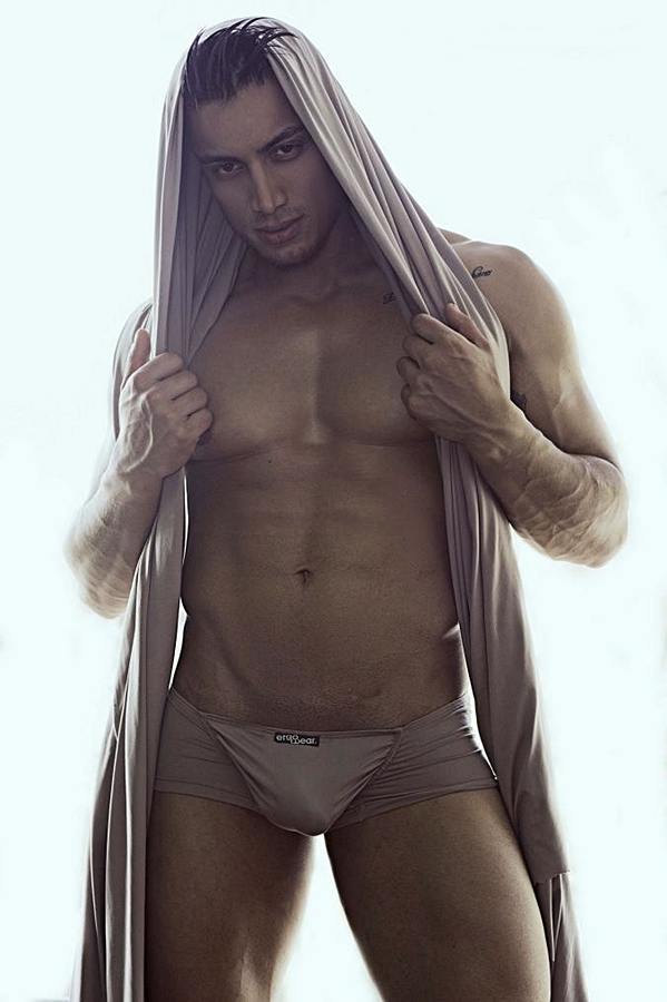 Apollo men 18