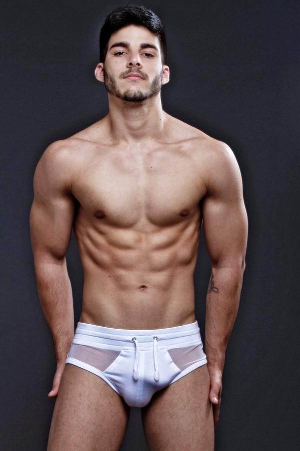 Apollo men 21