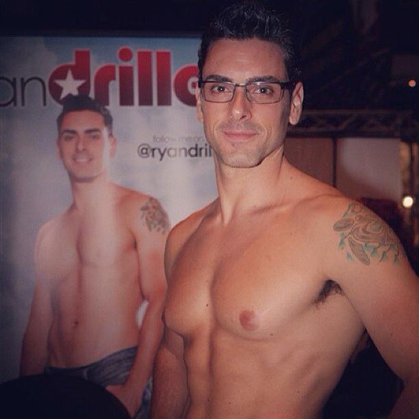 Ryan driller พระเอกหนังโป๊สุดหล่อ หล่อระดับพระเอก หนังhollywood. หล่อวัวตายควายล้ม หล่อหรูมีระดับ กวดรางวัลทุกเวทีมาแล้ว