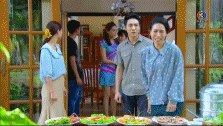 ทำลายของกินที่เตรียมไว้ เพื่อฉลอง