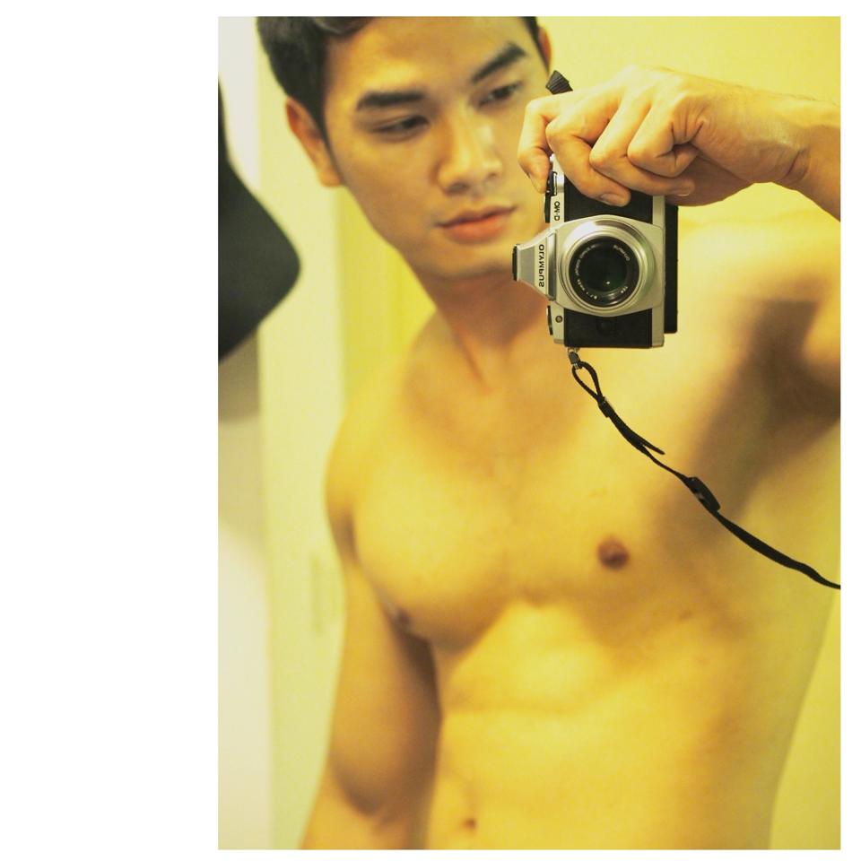 คนนี้..หุ่นเขาเฟอร์เฟคทุกส่วนเลยนะ...ว่ามั้ย ?