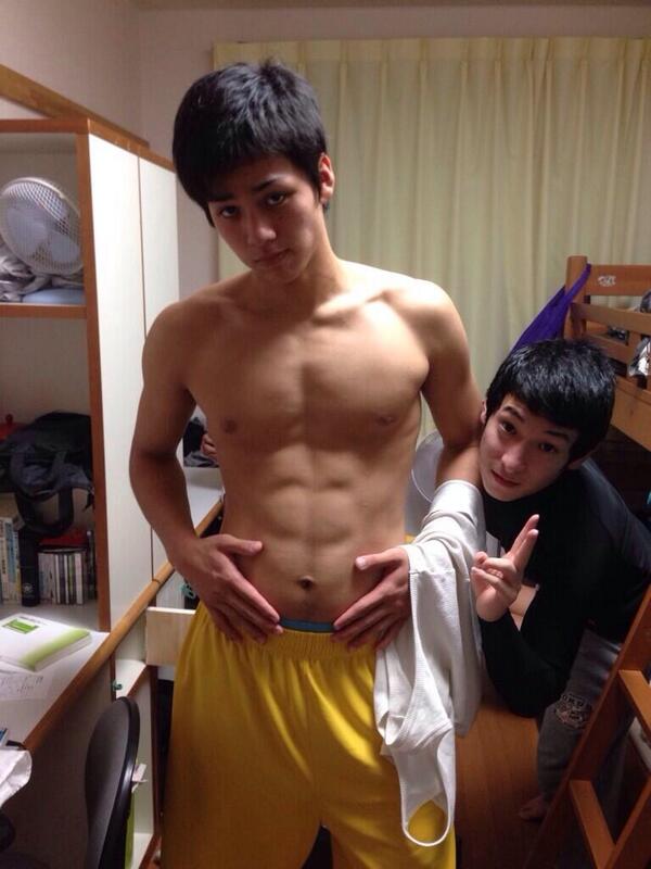 อิคึก่อนเที่ยง