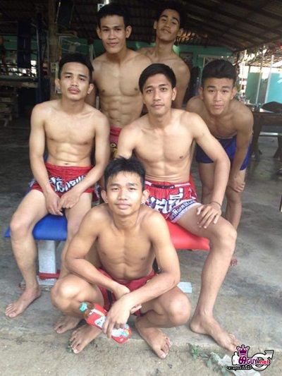 ของแซบยามเที่ยง