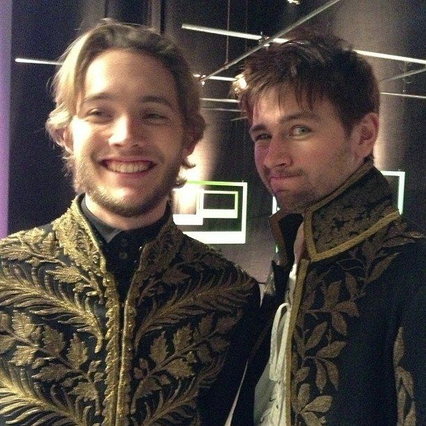 Toby Regbo หนุ่มหล่อจาก Reign ควีนแมรี่ ราชินีครองรักบัลลังก์เลือด ปี 1